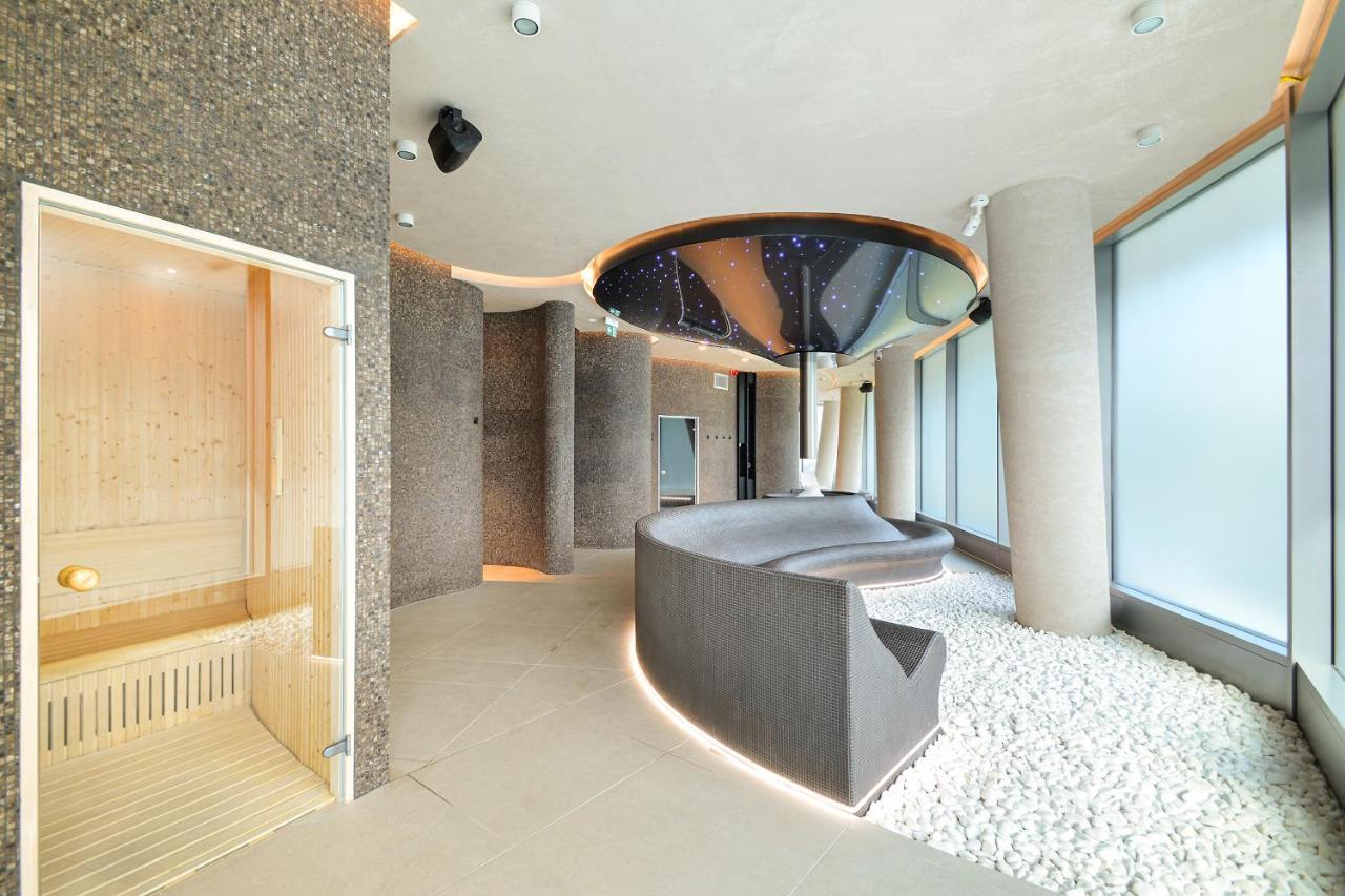 Lux Sea Towers - Wellness Spa, Gym & Beach - Seaview By Rent Like Home Miedzyzdroje Exterior foto