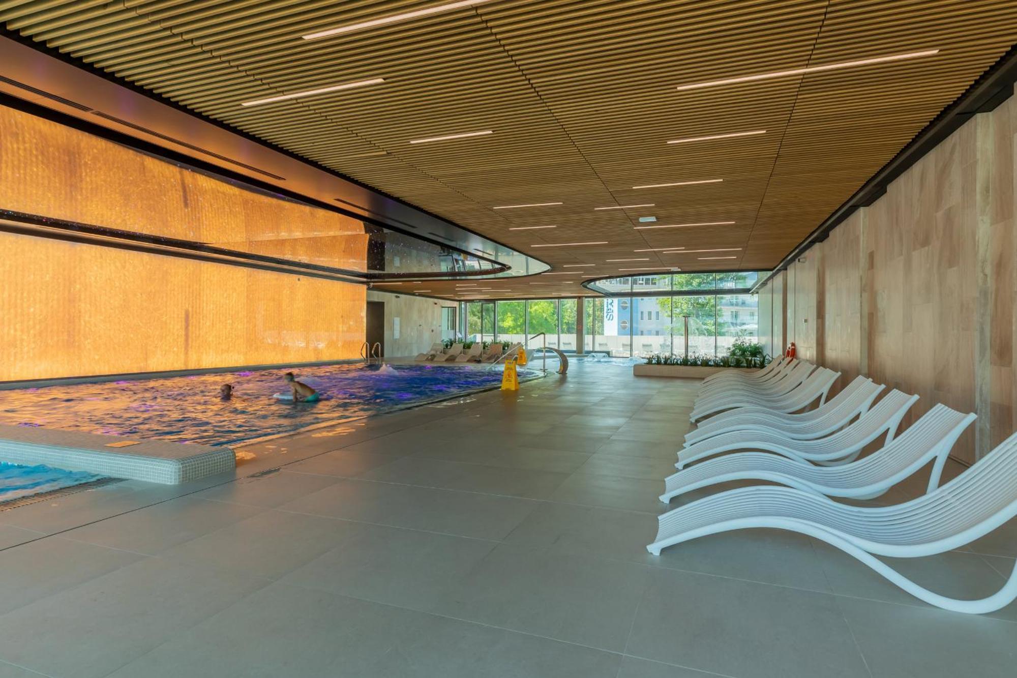 Lux Sea Towers - Wellness Spa, Gym & Beach - Seaview By Rent Like Home Miedzyzdroje Exterior foto